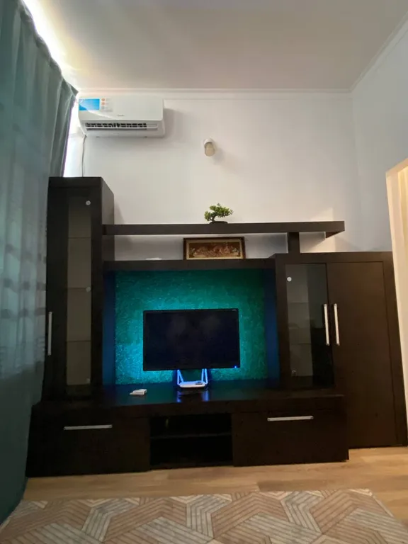 Уютная квартира в самом центре.
Есть все Отчётные документы