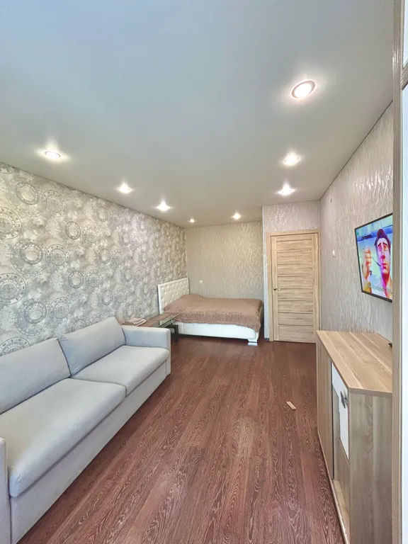 Новая однокомнатная квартира возле Юургу