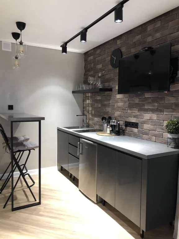 Уютная студия на Александра Кудашева