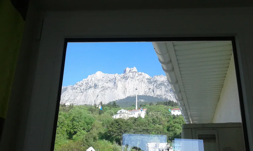 Супер видовая квартира с большой террасой вид на море и горы