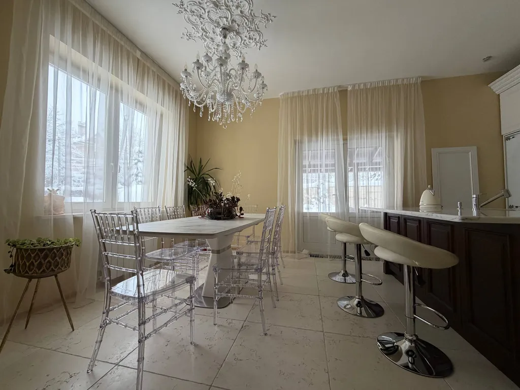 Большой дом