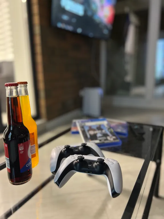 Новый стильный коттедж