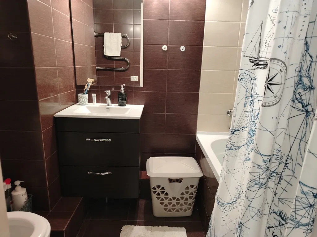 Просторная квартира у метро Стрелка