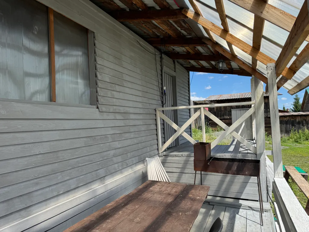 Отдельный уютный бревенчатый дом с баней в Абзаково