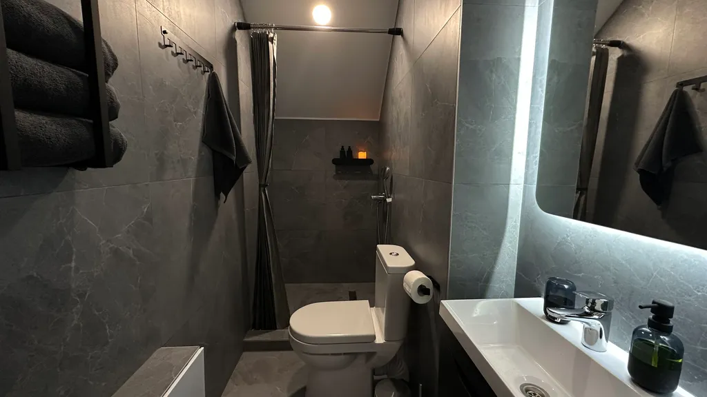 Барнхаус с бассейном и видом на реку