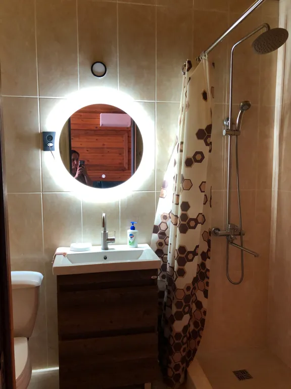 Дома, коттеджи целиком