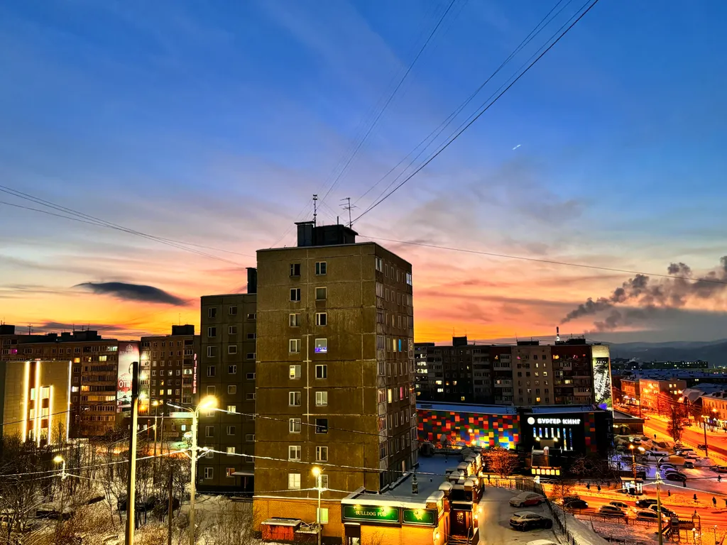 Уютная квартира с самозаселением в центре рядом с рестораном Тундра