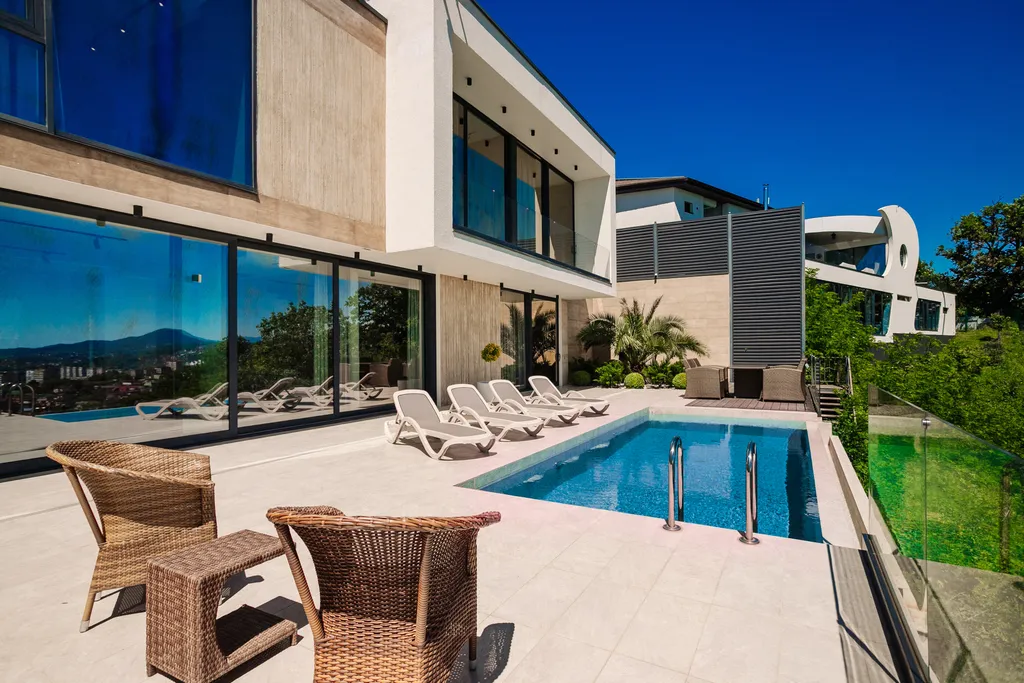 Вилла с потрясающим видом на море и Сочи