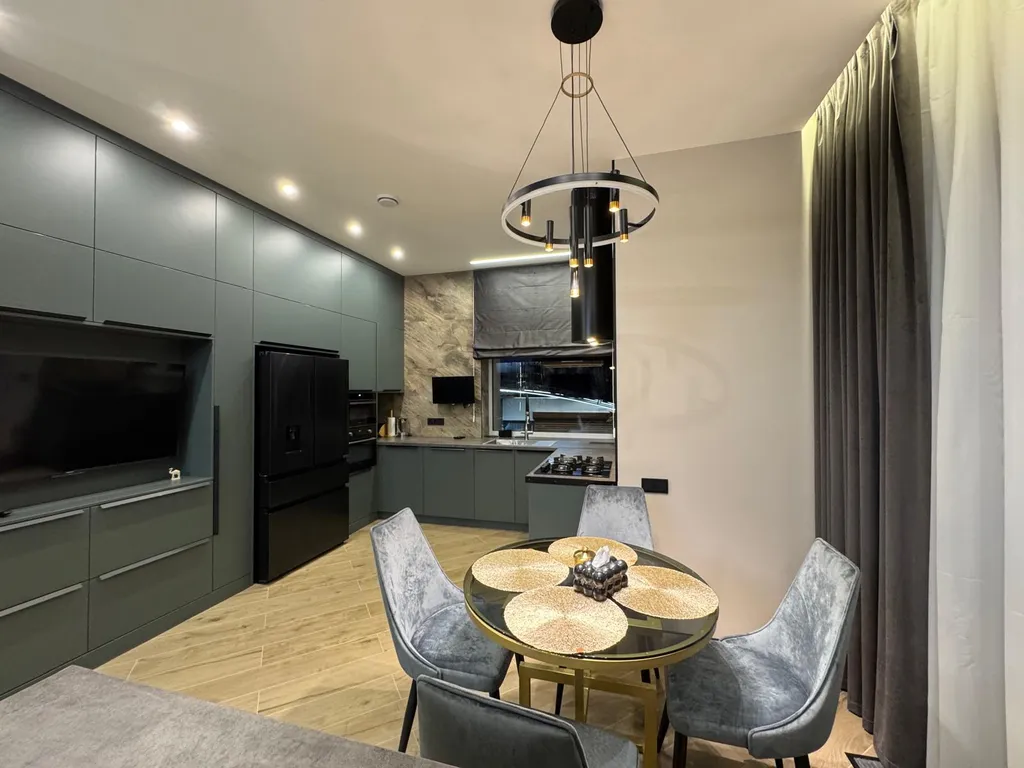 Загородная вилла в лесу