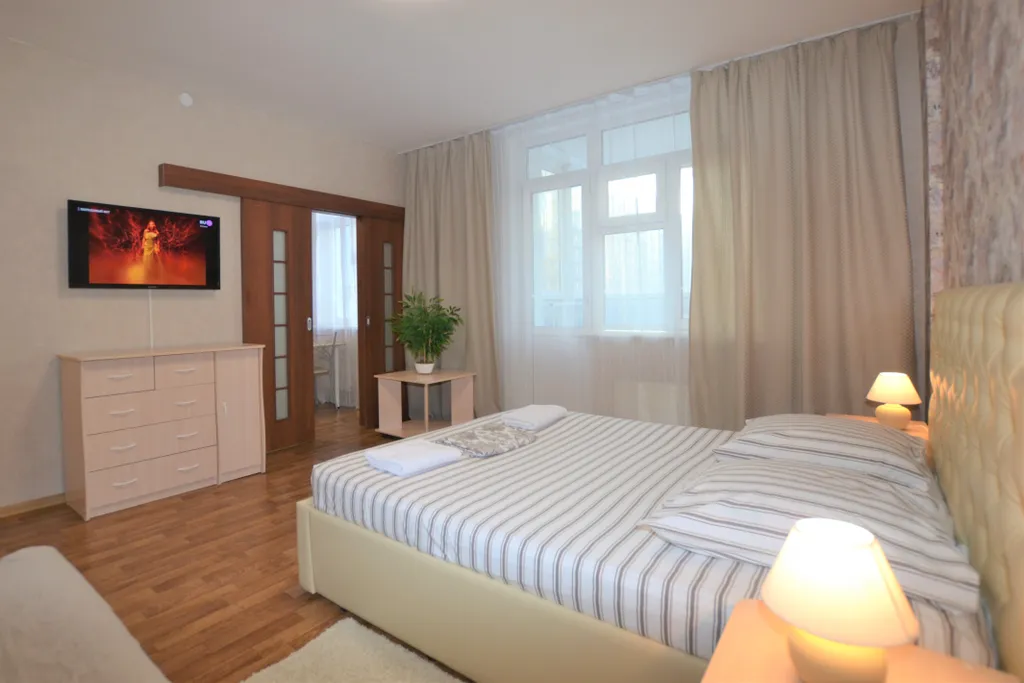 Уютная 1-комнатная квартира напротив Планеты