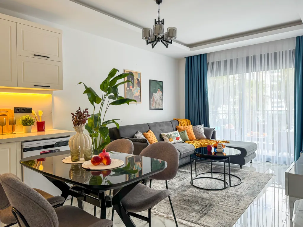 Elize апартамент, море и ритм города