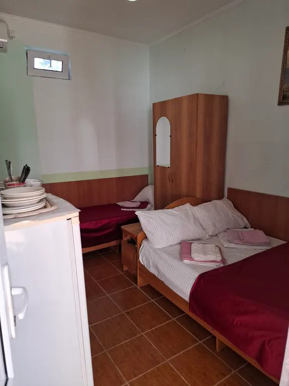 8 Эконом 3х-местный