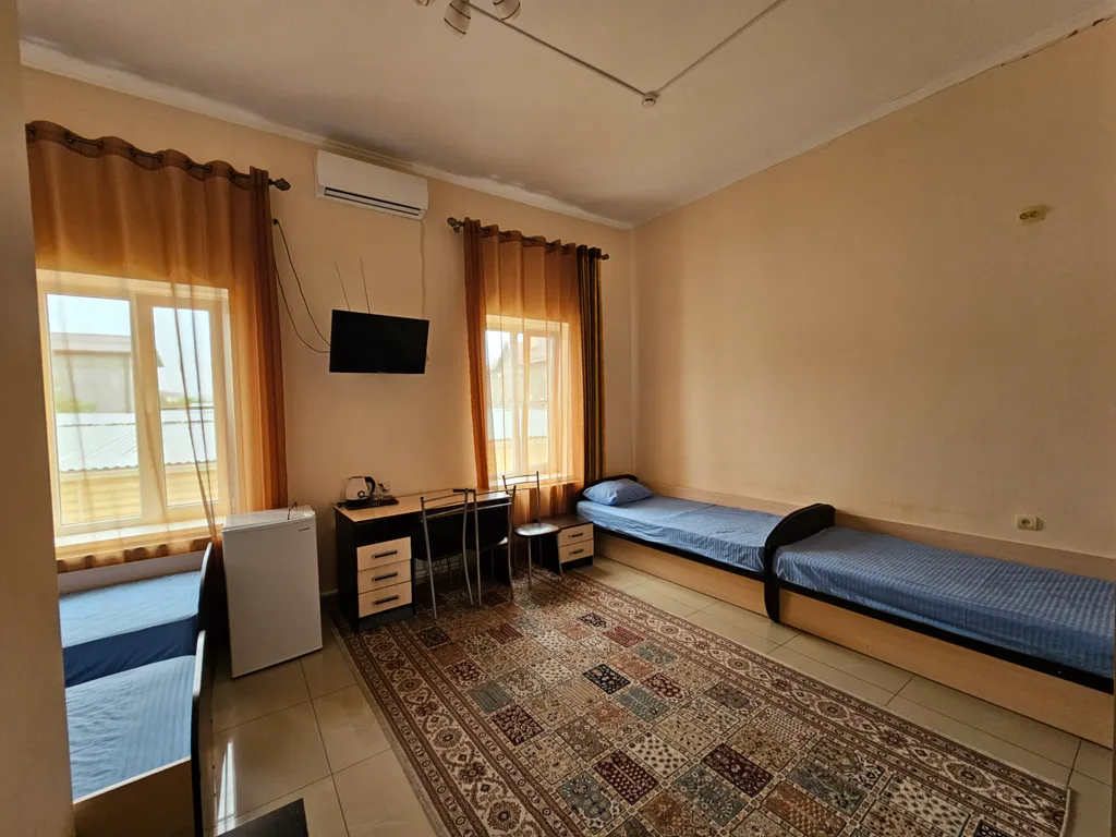 Квартира Четырёхместный номер — аренда посуточно в Астрахань