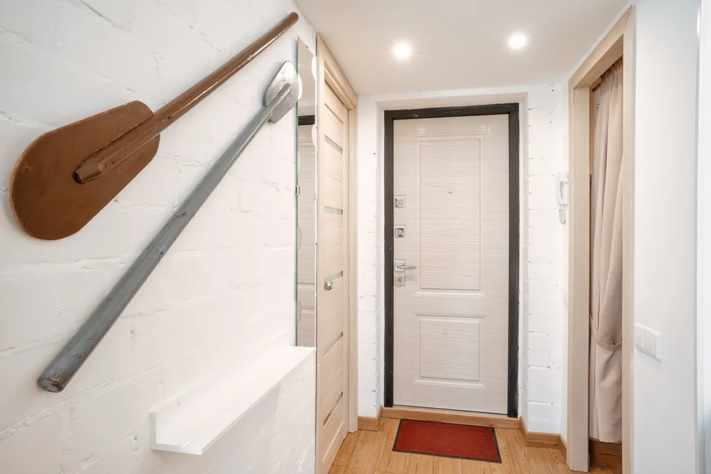 Двухуровневый дизайнерский лофт на берегу озера