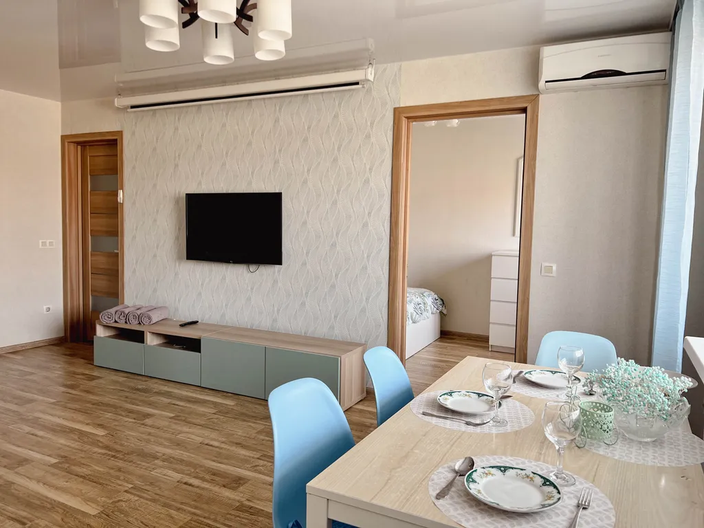 Центр - апартаменты около Набережной