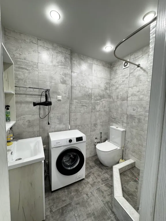 Уютная, светлая, новая квартира с евро ремонтом рядом с морем