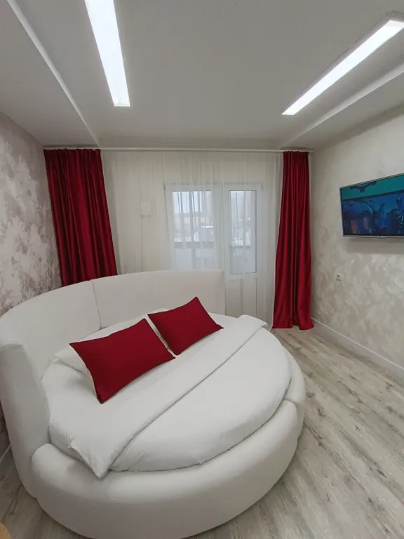 Уютная квартира с круглой кроватью — аренда посуточно в Томск