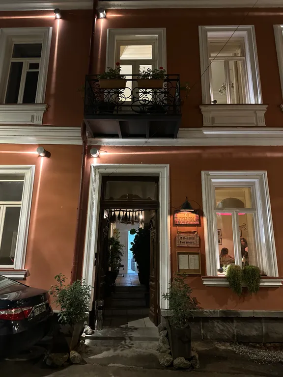 Apartment Gudiashvili square