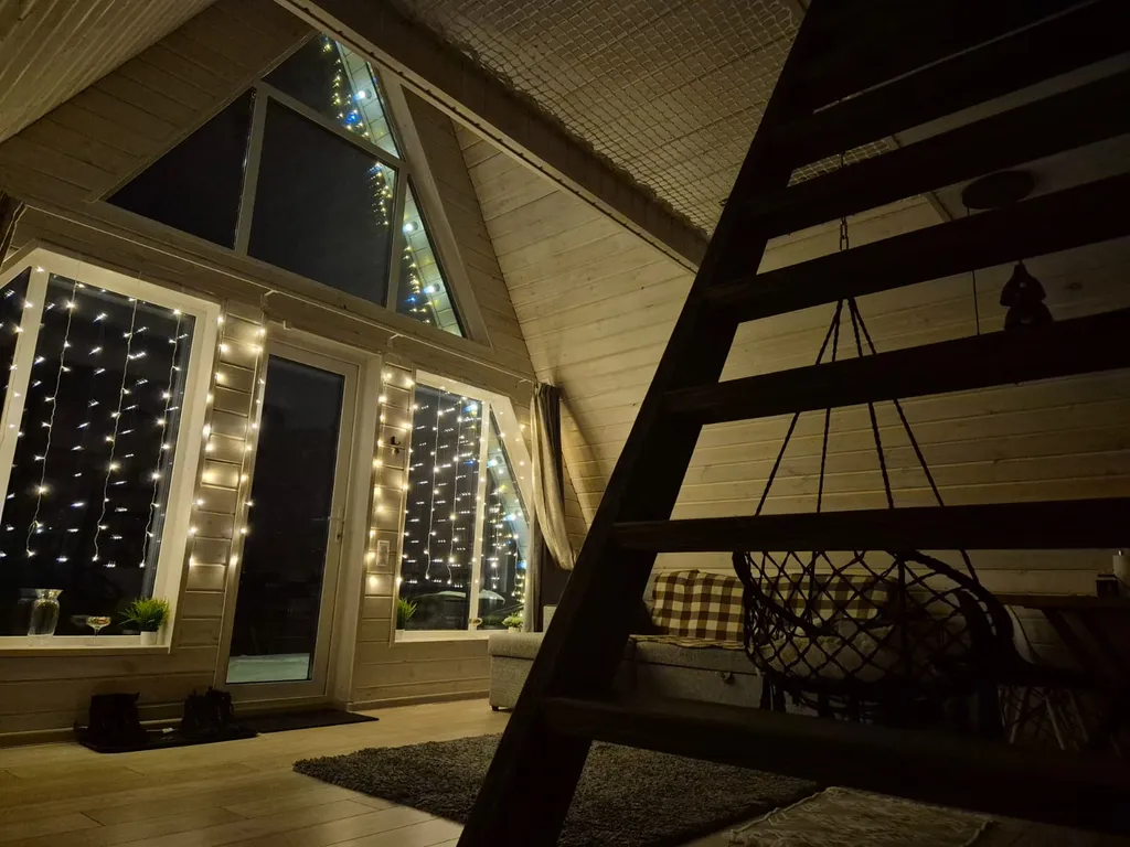 Коттедж Коттедж А-фрейм Жемчужный с сибирским банным чаном и баней на берегу озера — Каблуково