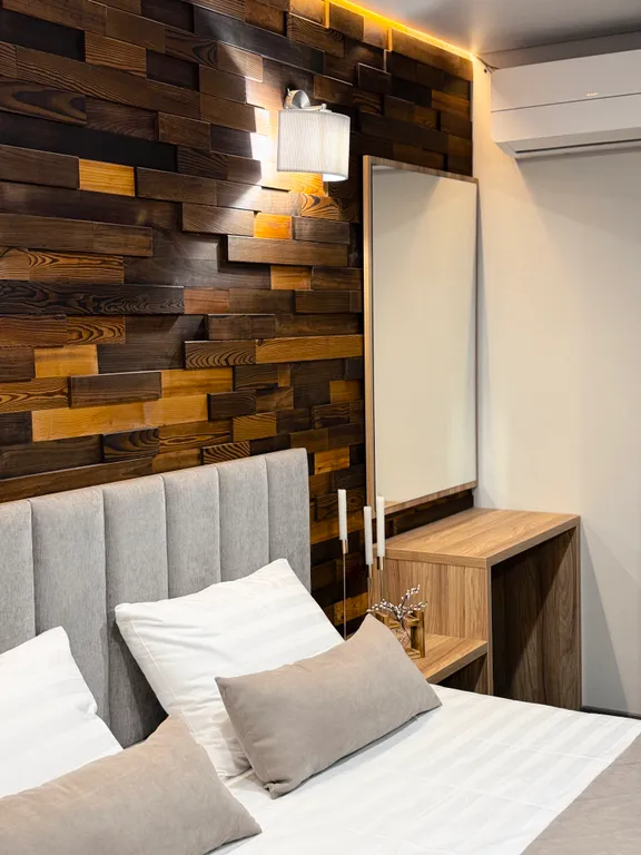 Дом с баней и бассейном