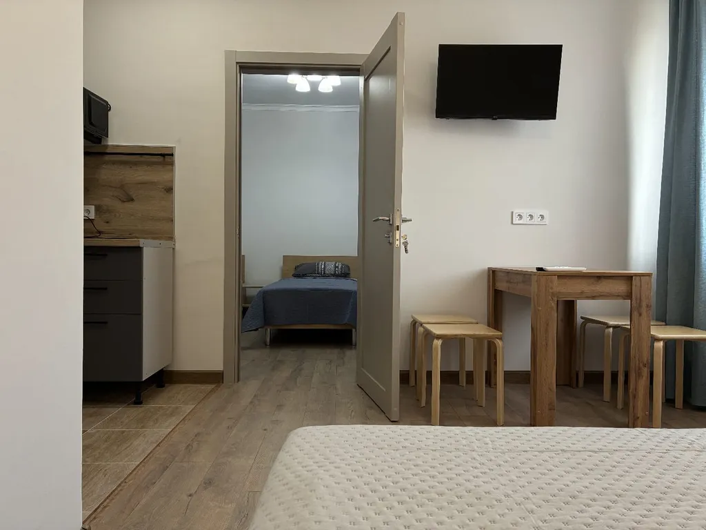 Квартира Уютные двухкомнатные апартаменты для семьи или компании — Кущёвская