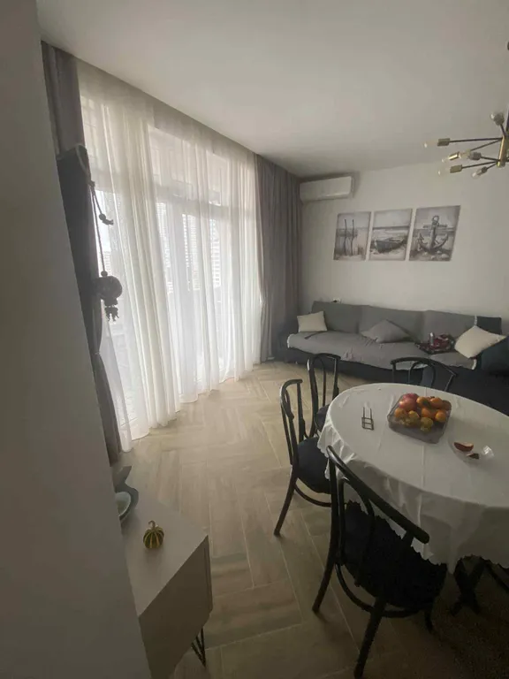 Современная 3-комнатная квартира с видом на море, новый дом