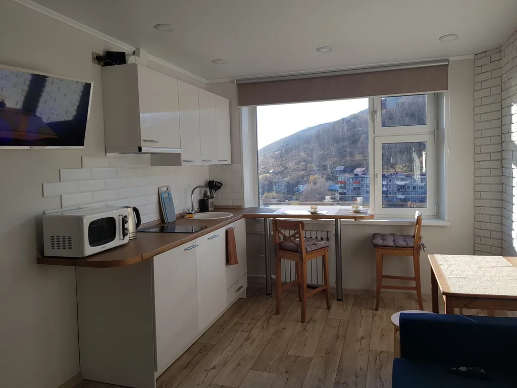 Квартира в центре с видом на море и горы