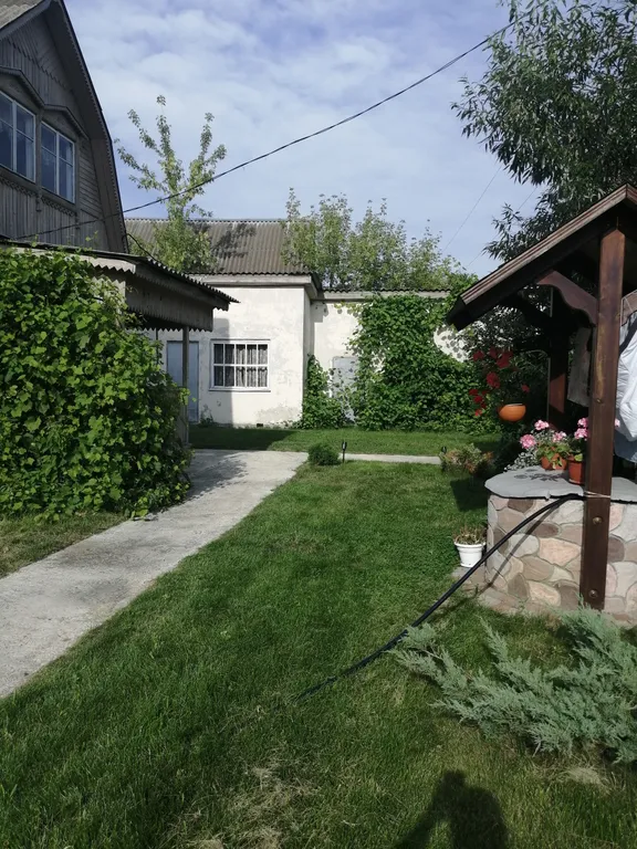 Уютный дом на берегу озера с баней на дровах