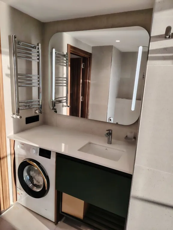 Премиальная студия на первой линии 3121