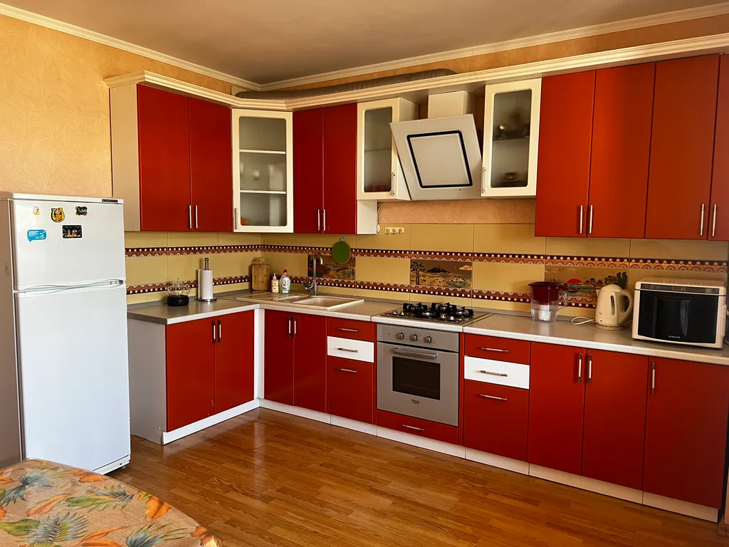 Квартира в центре с красивым видом на колокольню, храм и набережную