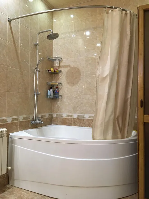 8-комнатный Дом