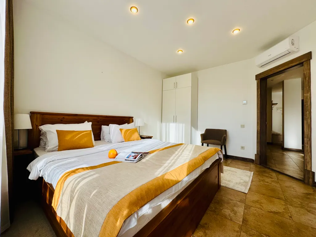 Апартаменты Co-Co House