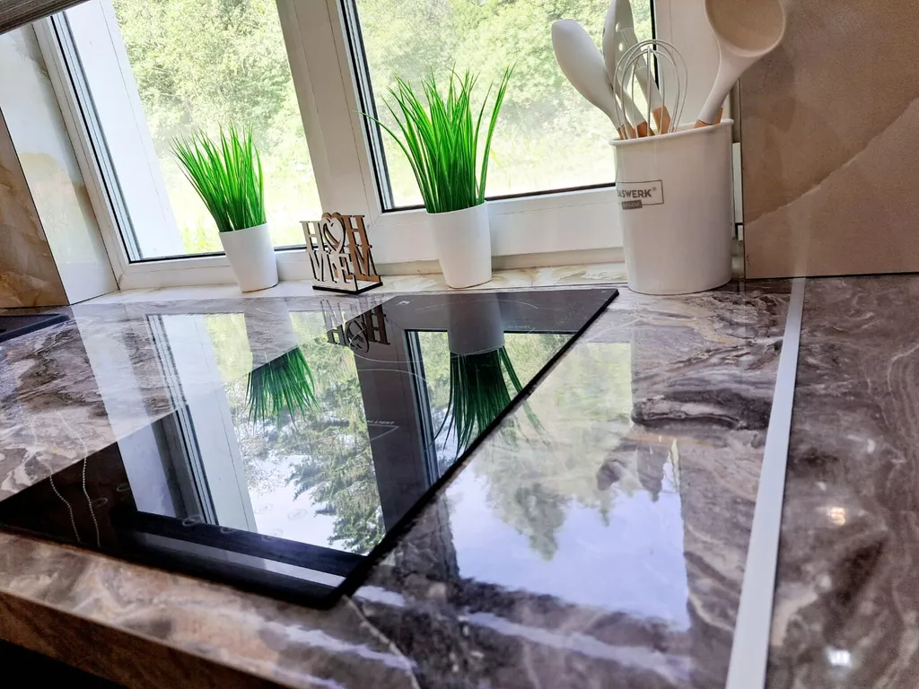 Новый современный дом с сауной и террасой