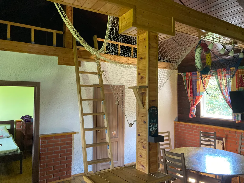 4-комнатный Дом