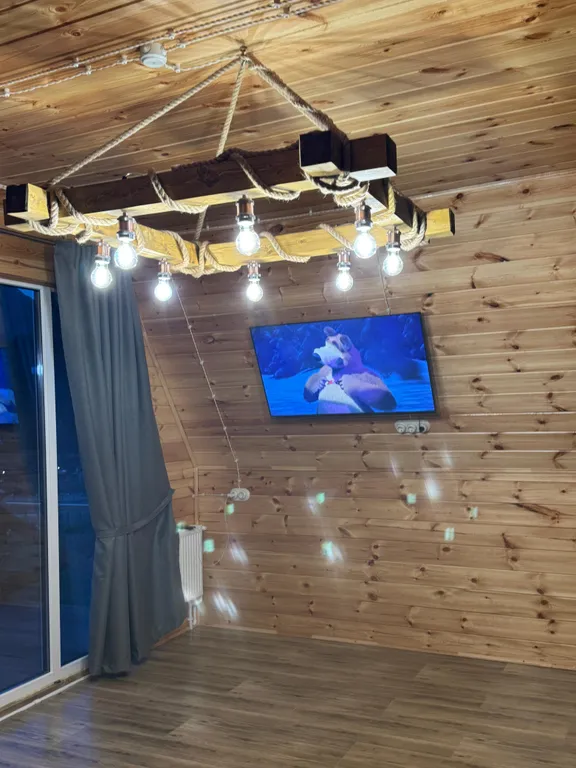 Новый уютный А-фрейм дом