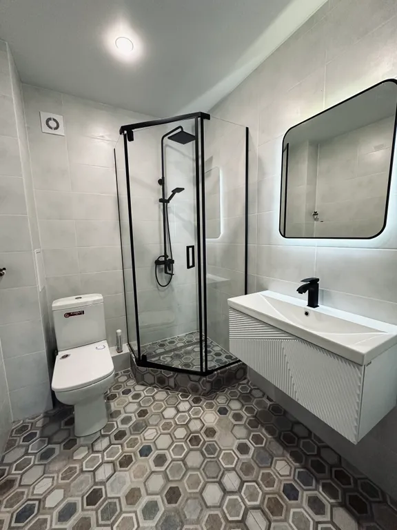 Новая квартира в центре с видом на Китай