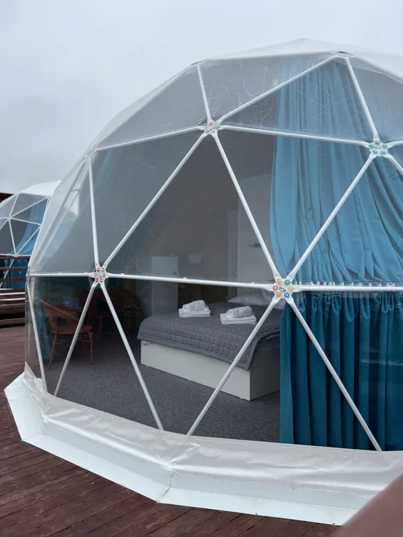 Новый глемп отель с видом на море теплый бассейн