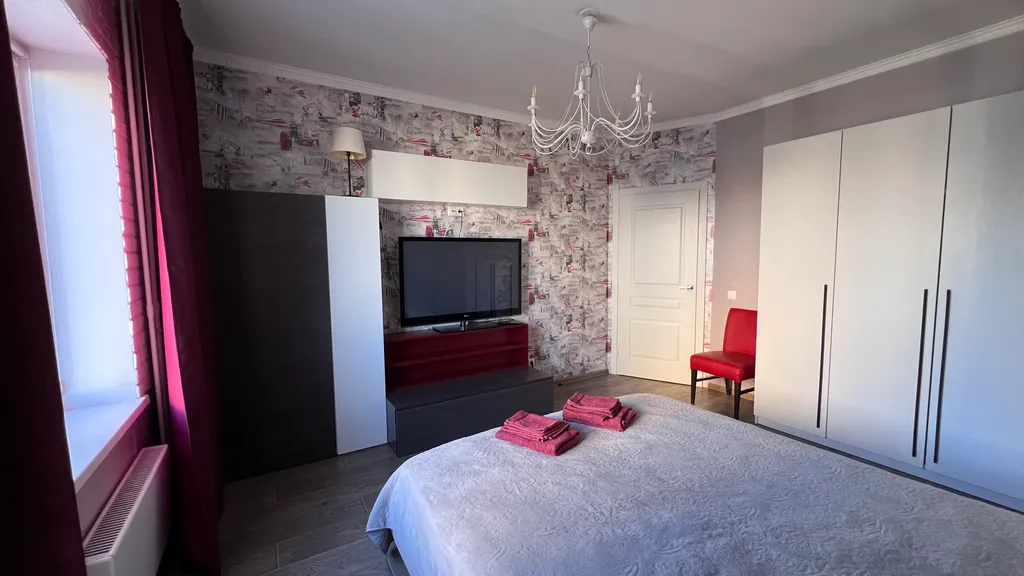 Квартира с 2 спальнями рядом с рекой Великой