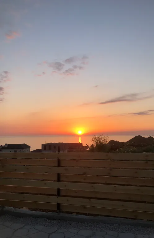 Дом с видом на море