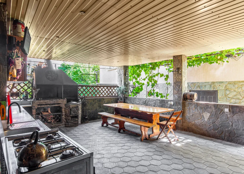 Коттедж Дом с шикарной мангальной зоной — Геленджик