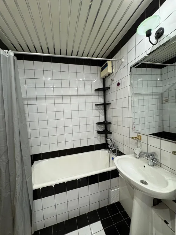 Просторная чистая квартира в самом центре города