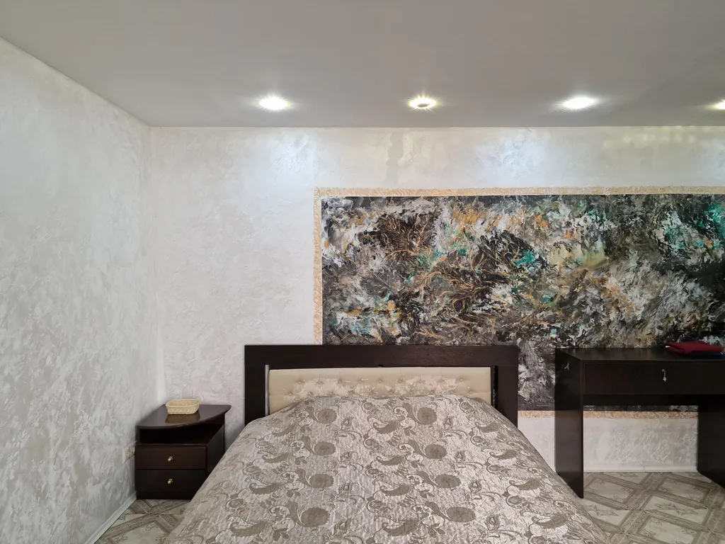 Отличная большая квартира в частном доме в самом центре Иркутска