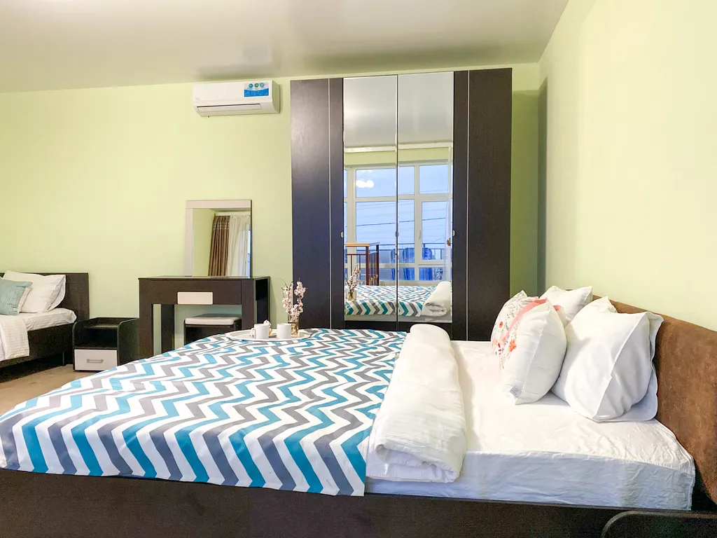 Квартира 2-комнатная Квартира — Севастополь