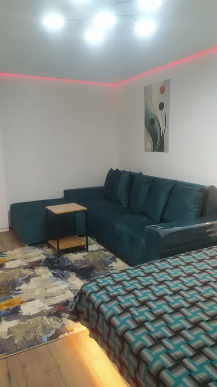 Апартаменты с видом на реку и лес (закаты, рассветы, пение птиц)