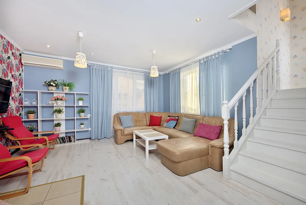 5-комнатный Дом