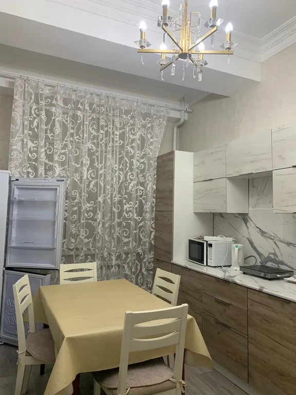Квартира Квартира в 500 метрах от моря в районе с развитой инфраструктурой — Махачкала