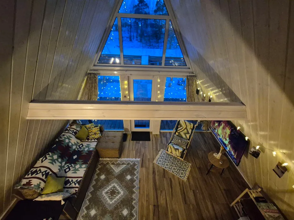 Коттедж Коттедж А-фрейм Лаймовый с сибирским банным чаном и баней на дровах — Каблуково