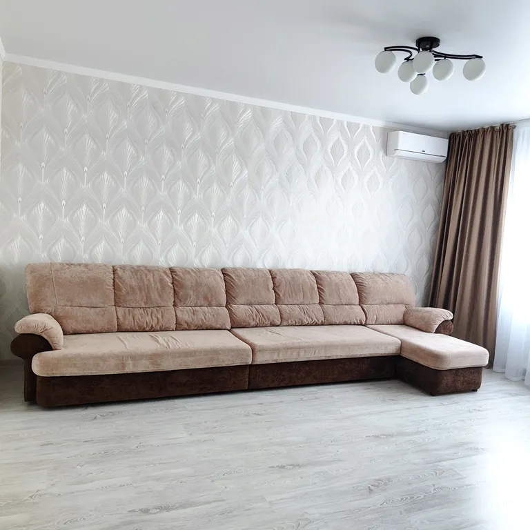 Уютная квартира в новом доме — аренда посуточно в Тимашёвск