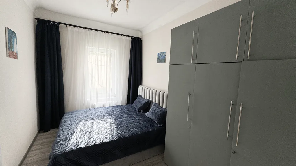 Просторная 2-комнатная квартира в центре города