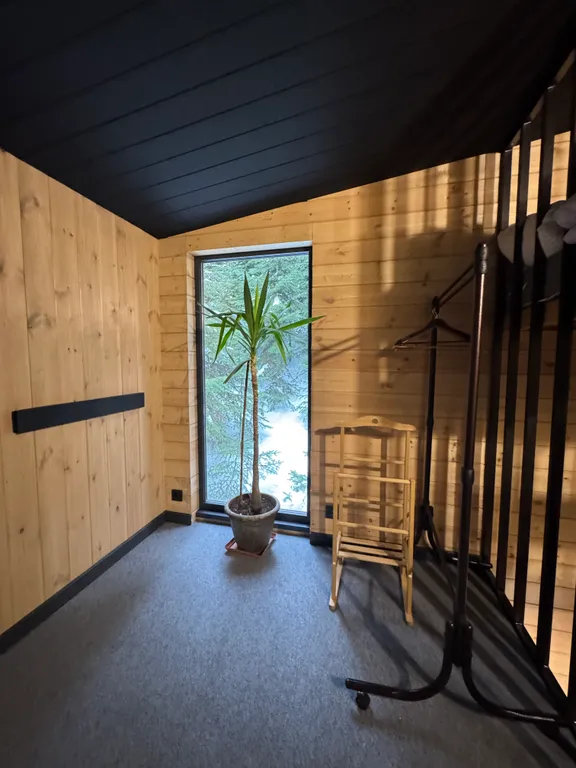 Двухэтажный дом с видом на горы База отдыха ПроЛес